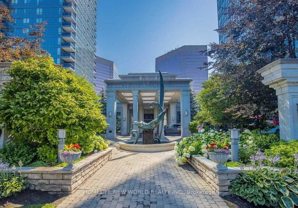 15-greenview-avenue-toronto-ontario-c12211772