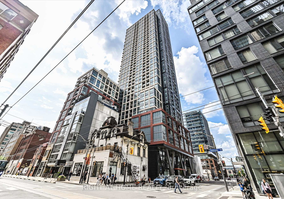 108-peter-street-toronto-ontario-c12211915