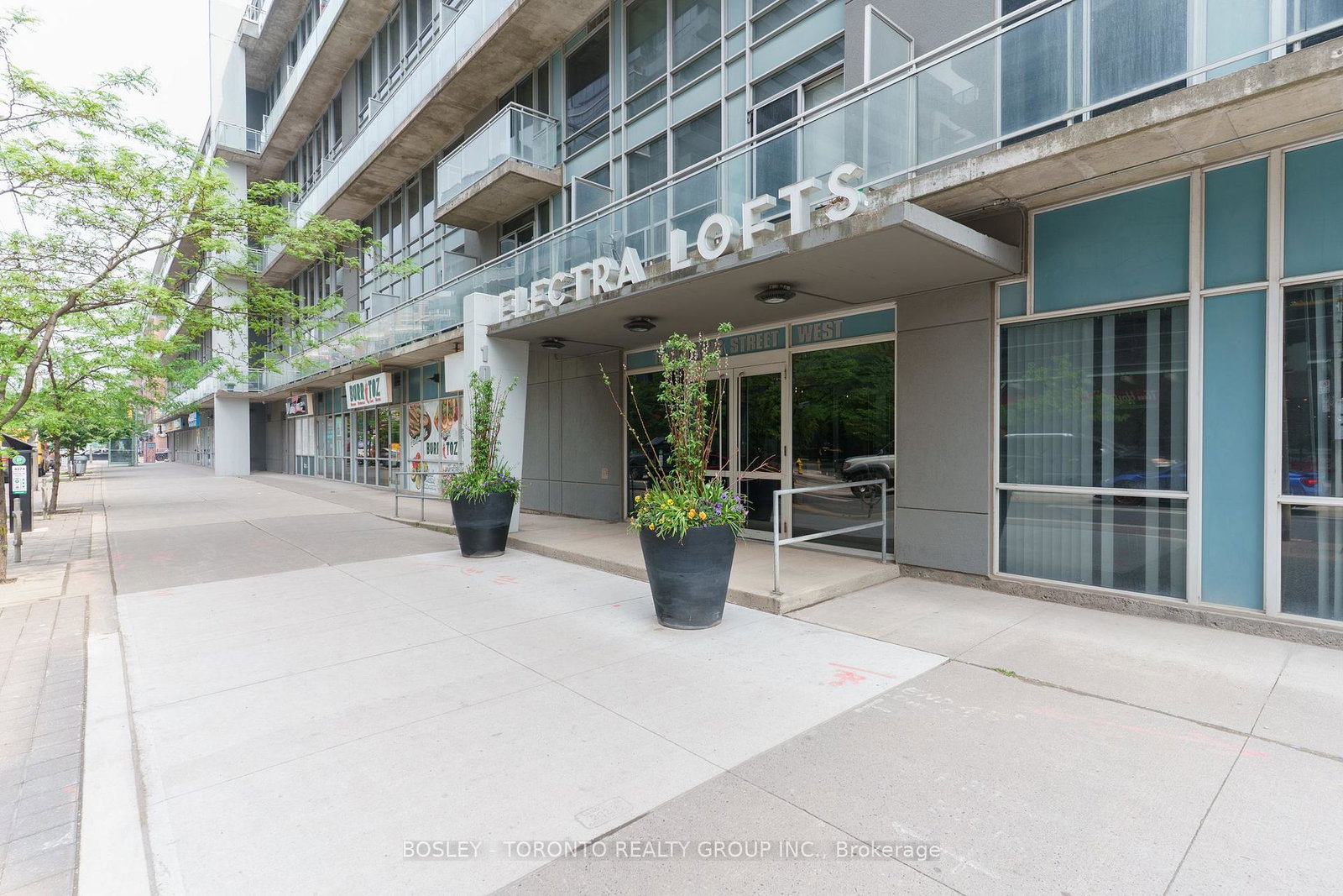 1029-king-st-street-w-toronto-ontario-c12211970