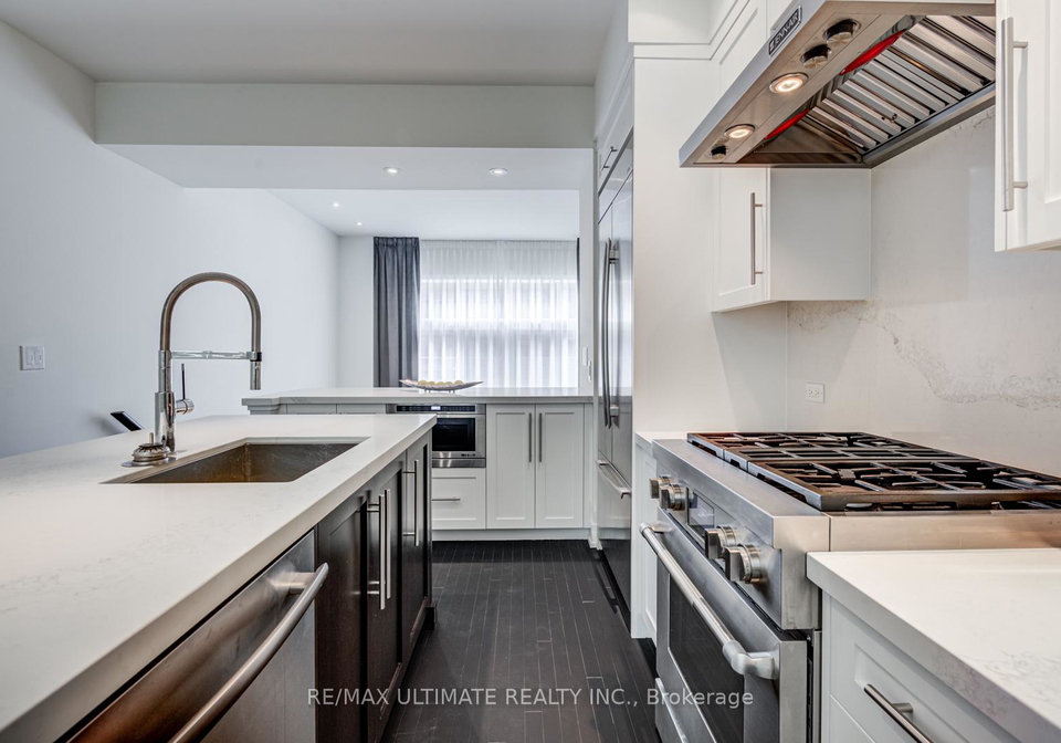 12-cecil-street-toronto-ontario-c12212270