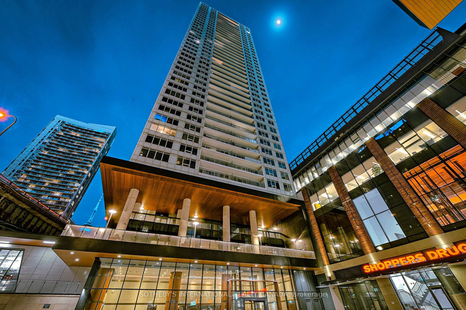 17-bathurst-street-toronto-ontario-c12212350