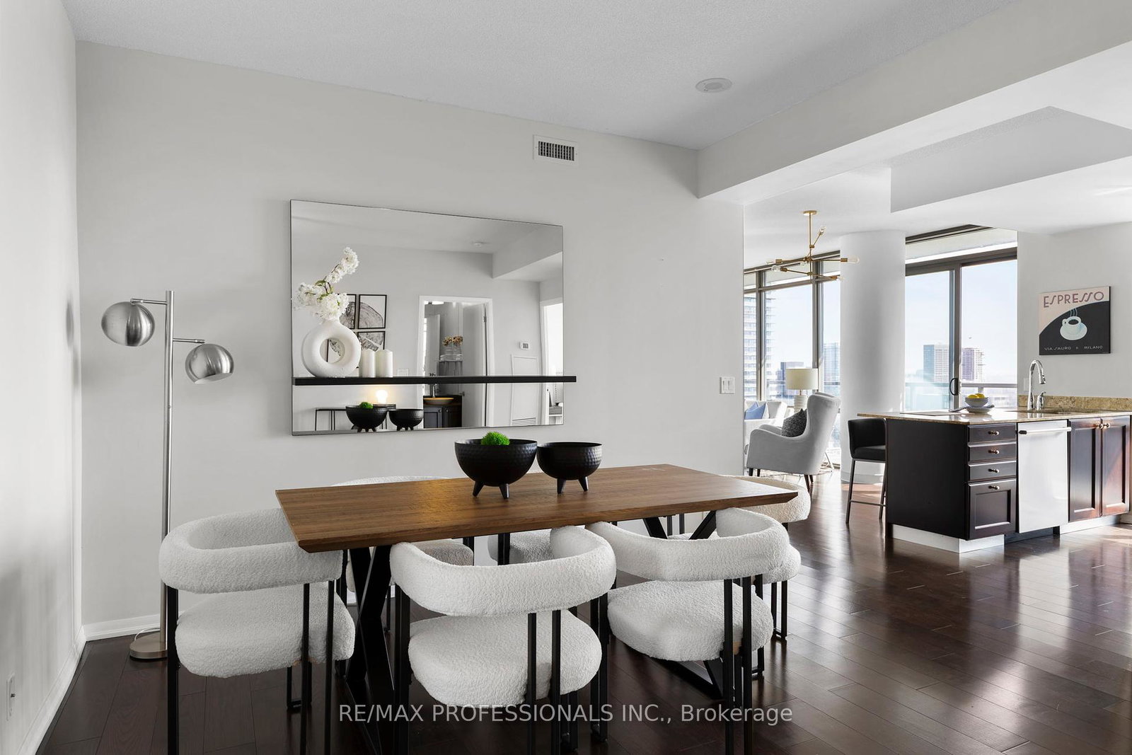 832-bay-street-toronto-ontario-c12212705