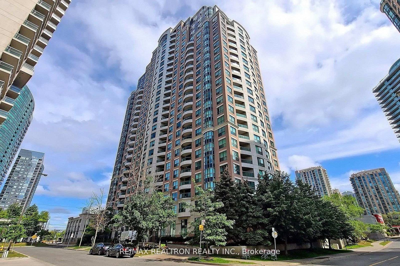 7-lorraine-drive-toronto-ontario-c12213430