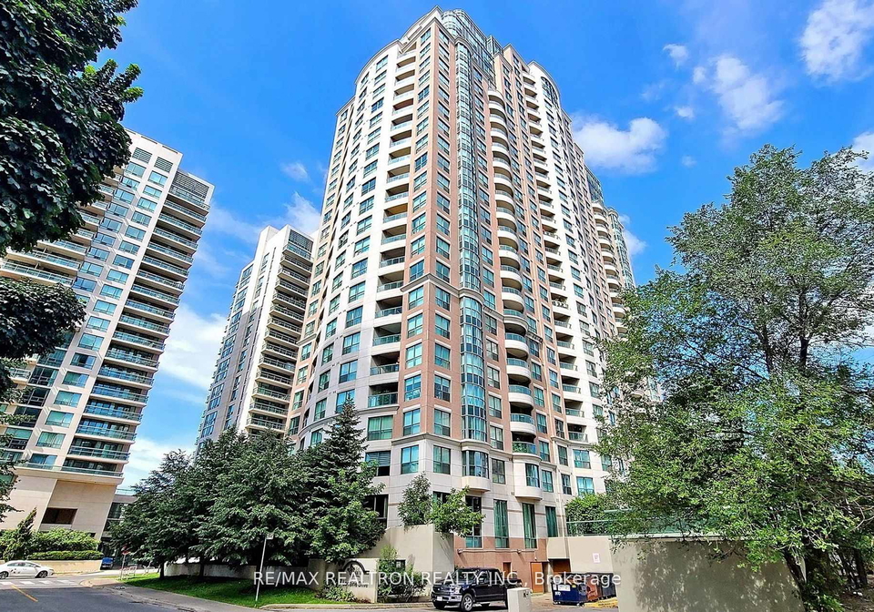 7-lorraine-drive-toronto-ontario-c12213430