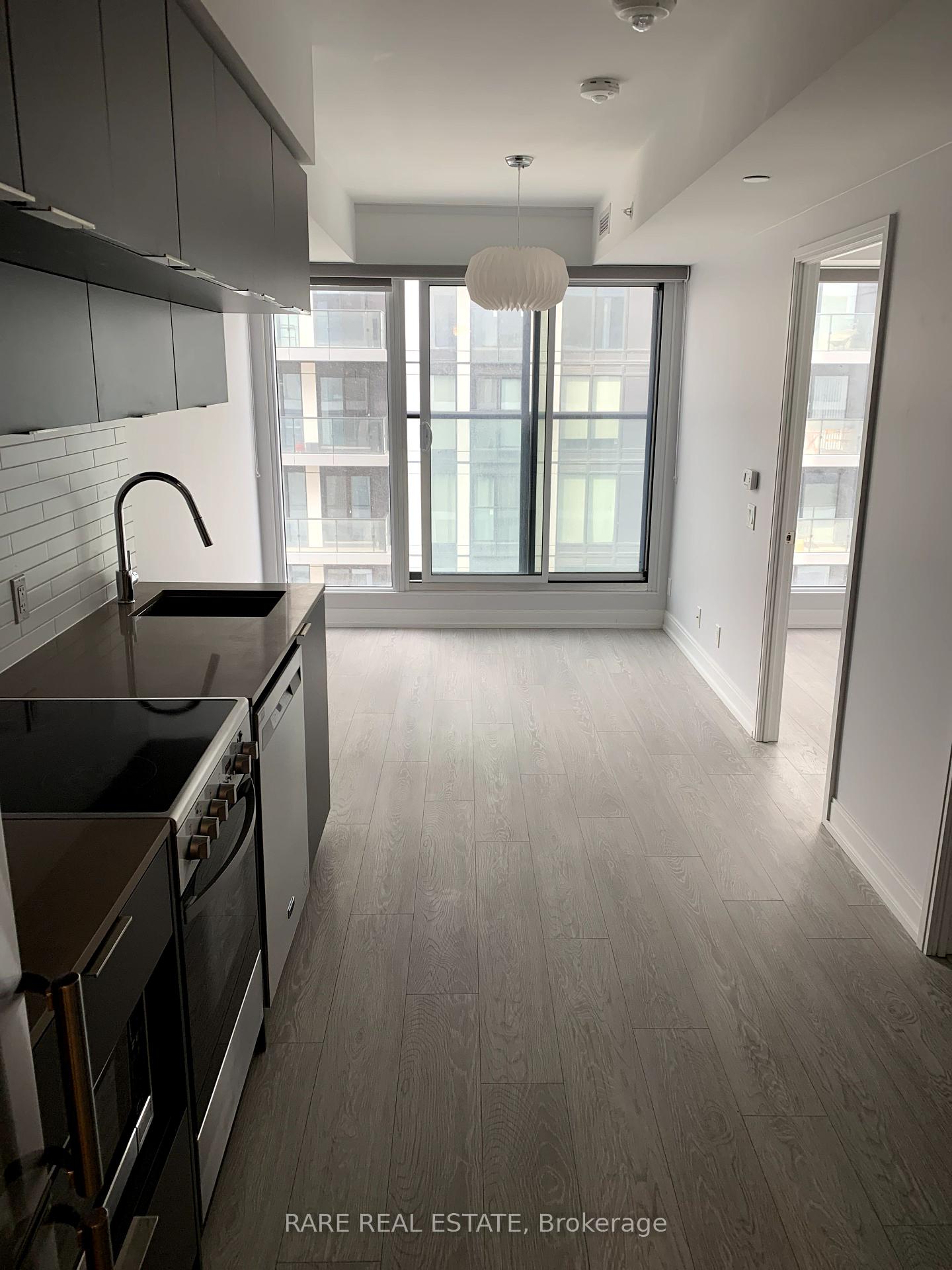 181-dundas-street-toronto-ontario-c12213565