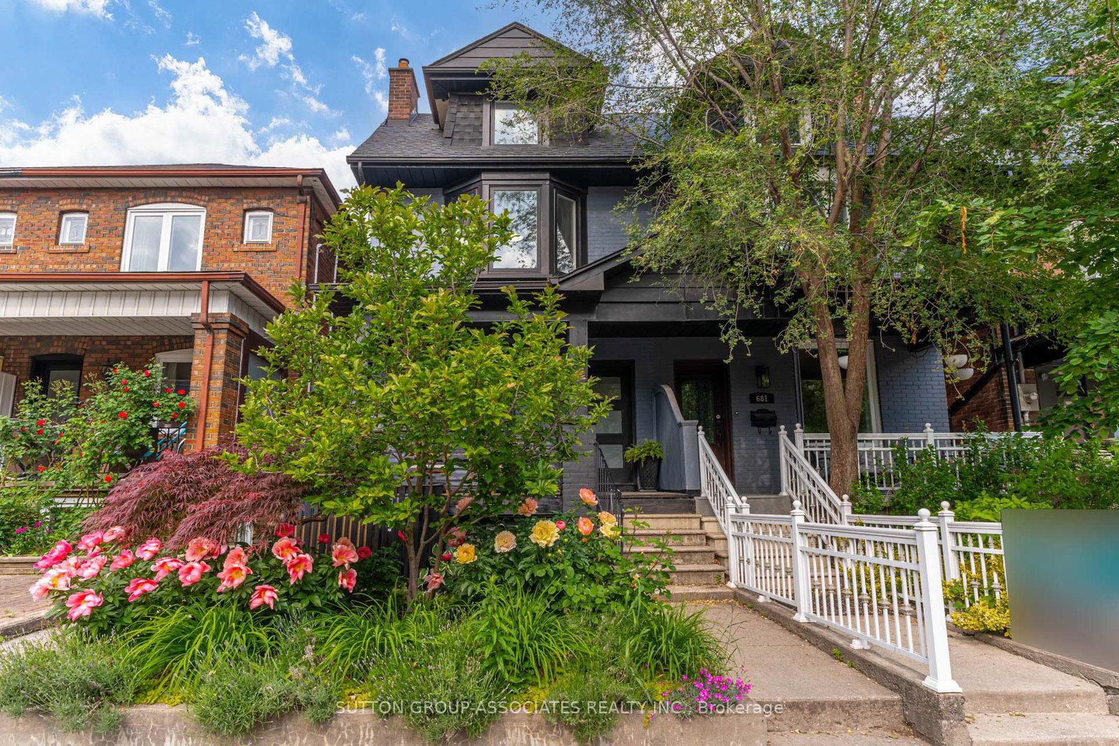 683-manning-avenue-toronto-ontario-c12213584