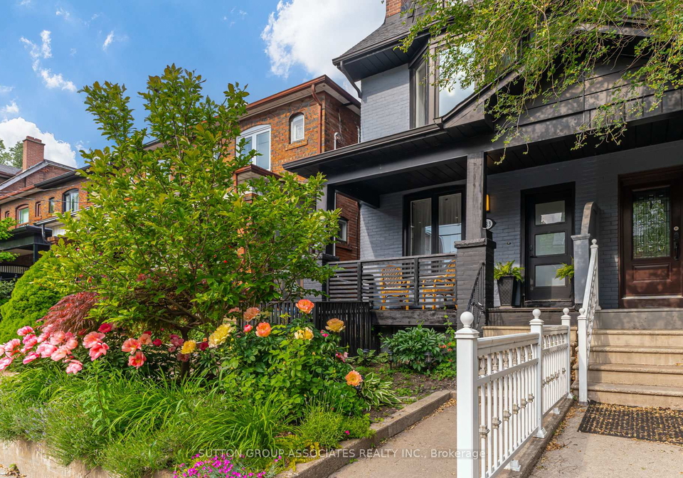 683-manning-avenue-toronto-ontario-c12213584