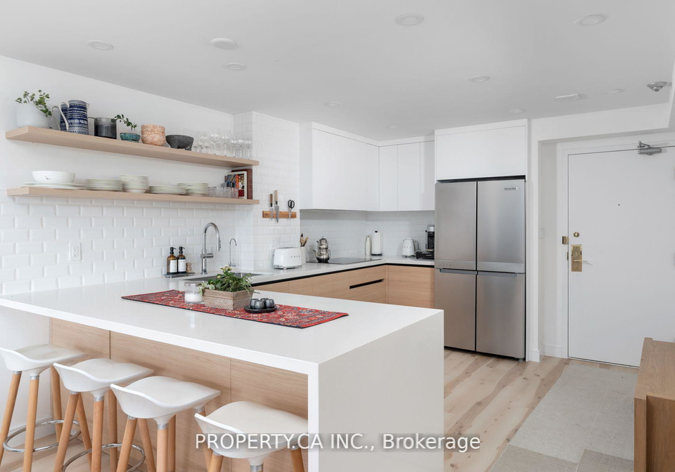 25-grenville-street-s-toronto-ontario-c12213595