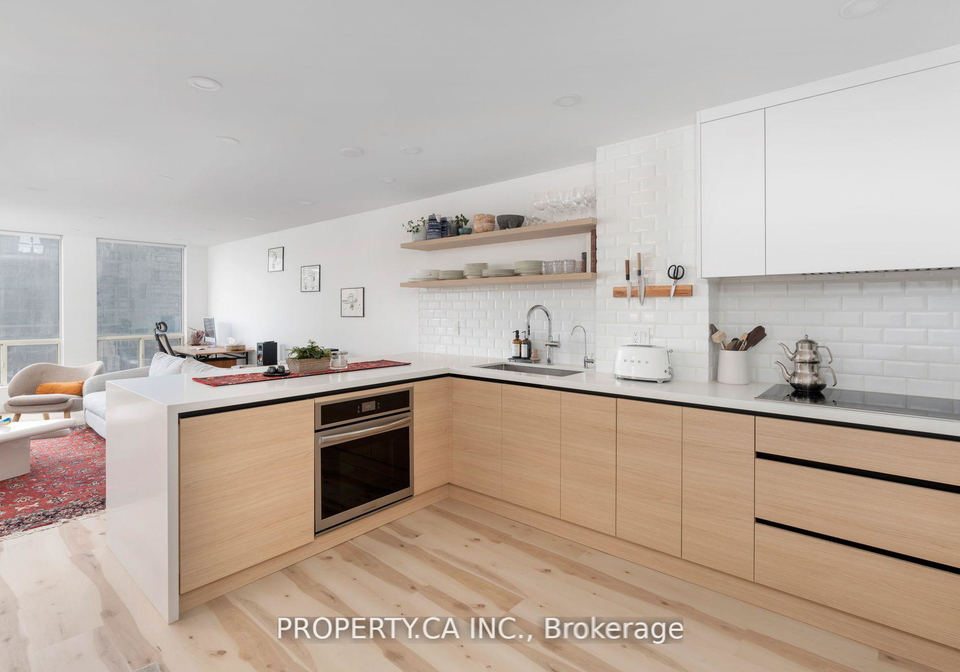 25-grenville-street-s-toronto-ontario-c12213595