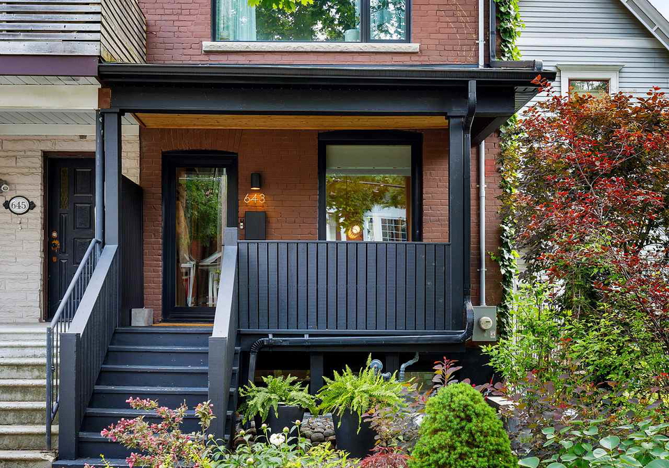 643-shaw-street-toronto-ontario-c12213965
