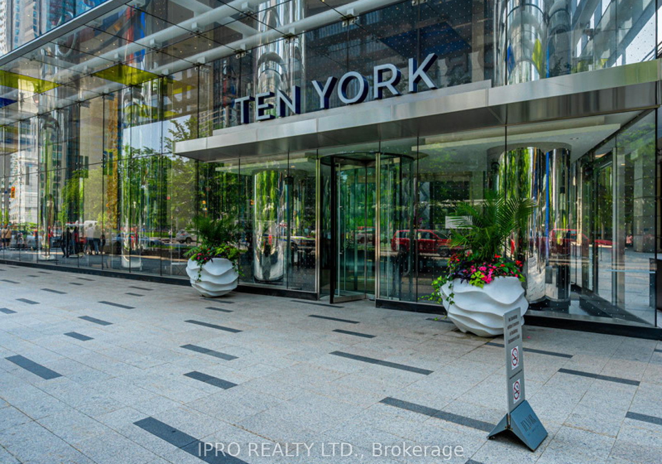 10-york-street-toronto-ontario-c12214092
