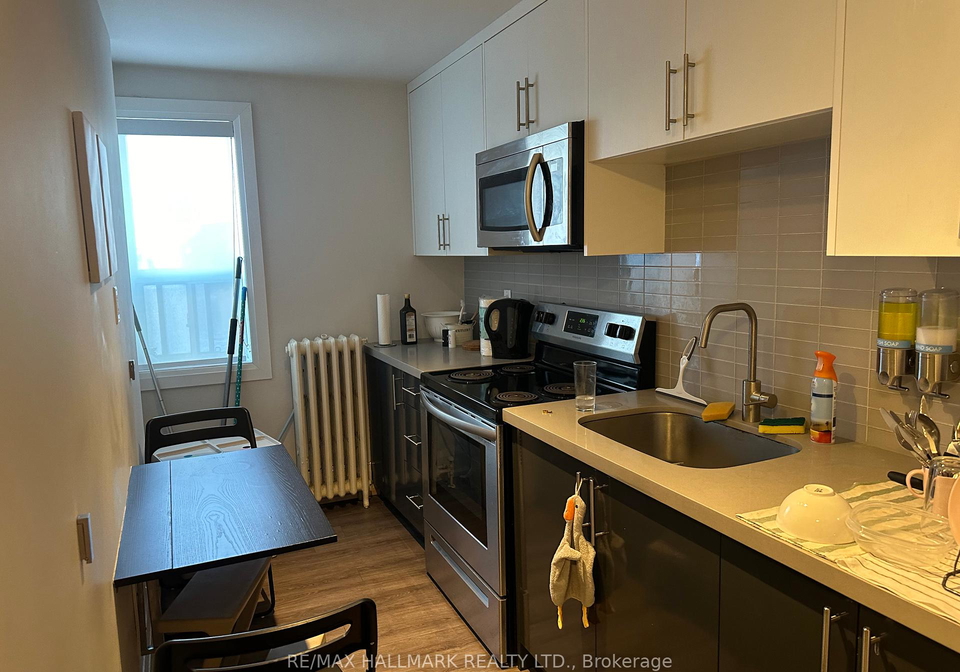 595-st-clair-avenue-w-toronto-ontario-c12214093