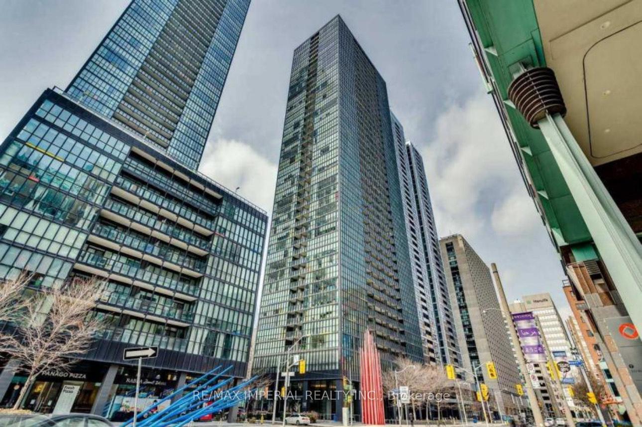 110-charles-street-s-toronto-ontario-c12214430