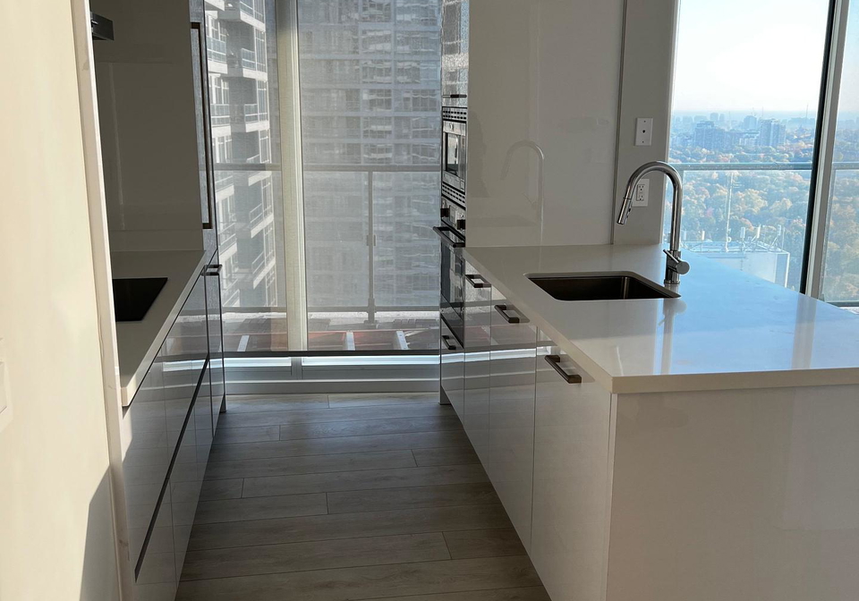 2221-yonge-street-toronto-ontario-c12214482