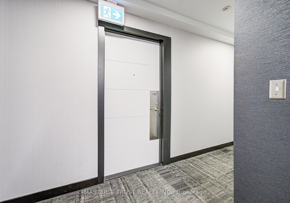 203-college-street-toronto-ontario-c12214639