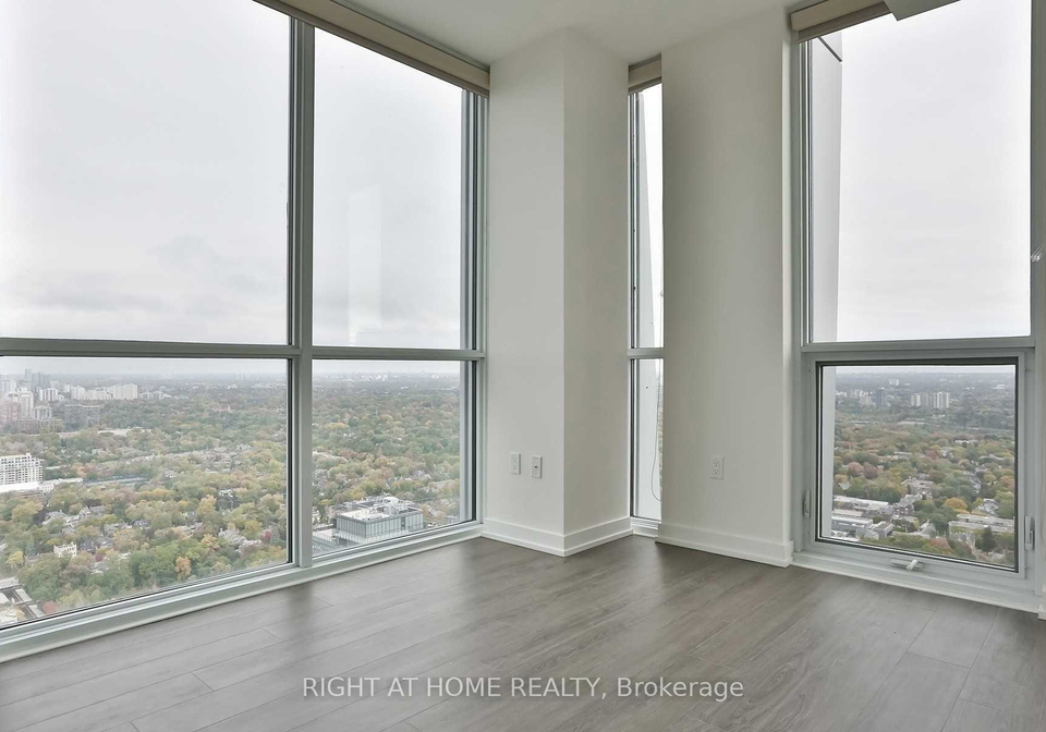 1-yorkville-avenue-toronto-ontario-c12214722