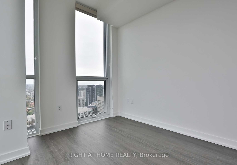 1-yorkville-avenue-toronto-ontario-c12214722