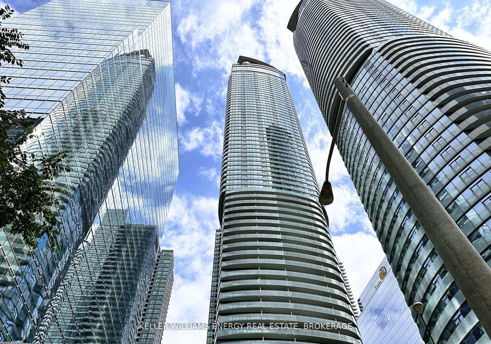 12-york-street-toronto-ontario-c12214735