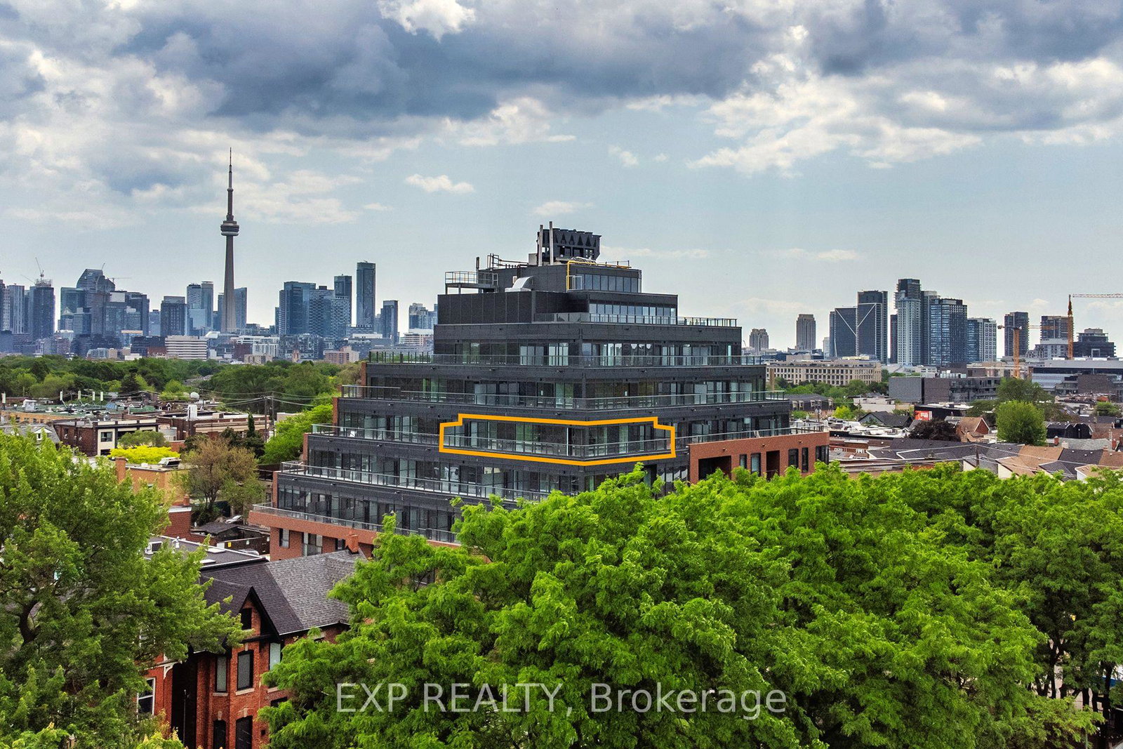 5-lakeview-avenue-toronto-ontario-c12214951