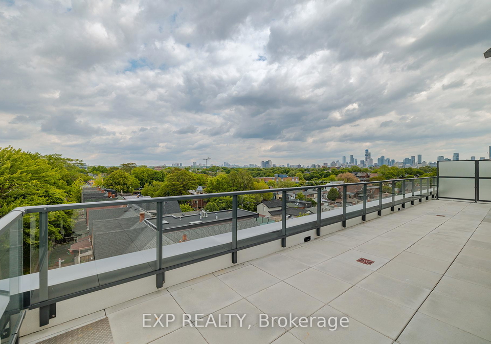5-lakeview-avenue-toronto-ontario-c12214951