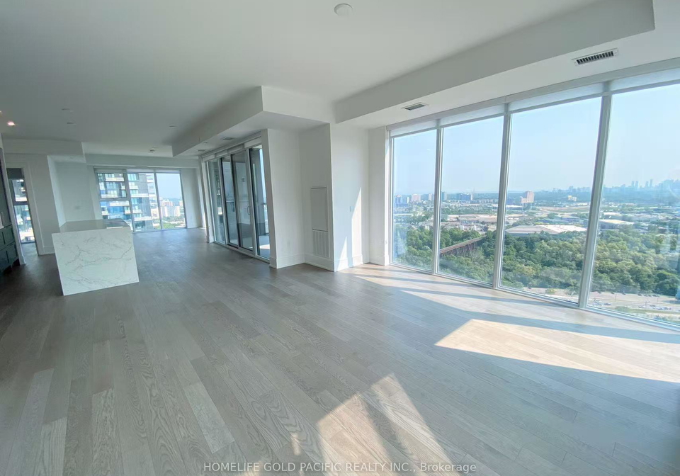 10-inn-on-the-park-drive-north-york-ontario-c12215382
