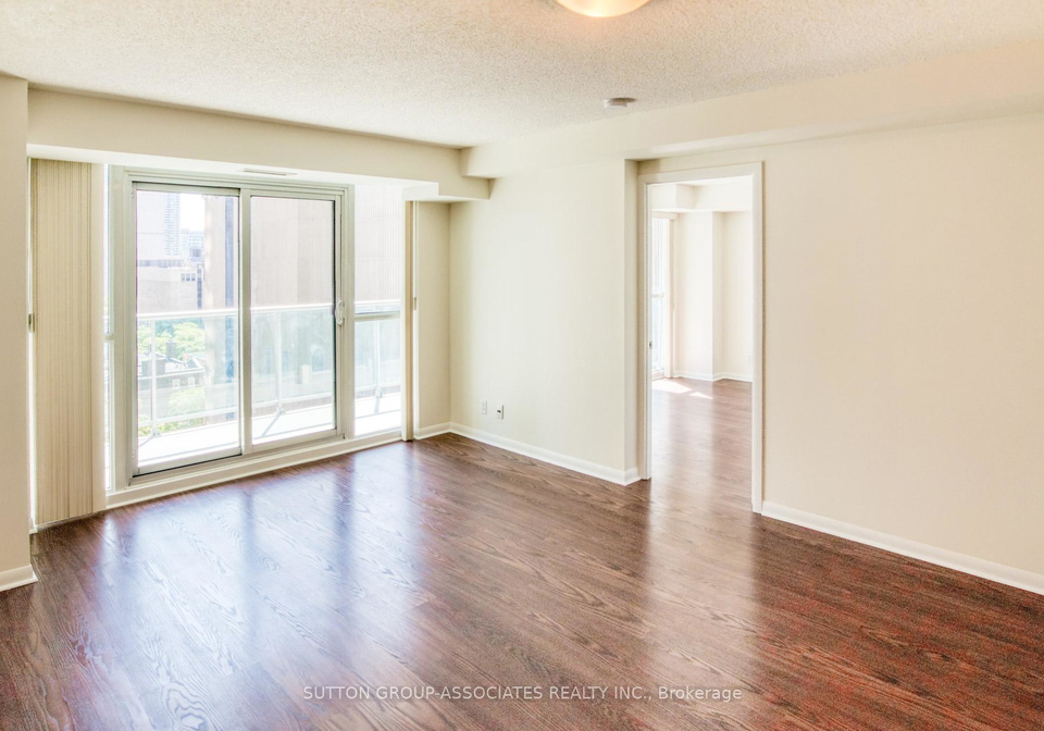 96-st-patrick-street-toronto-ontario-c12215427