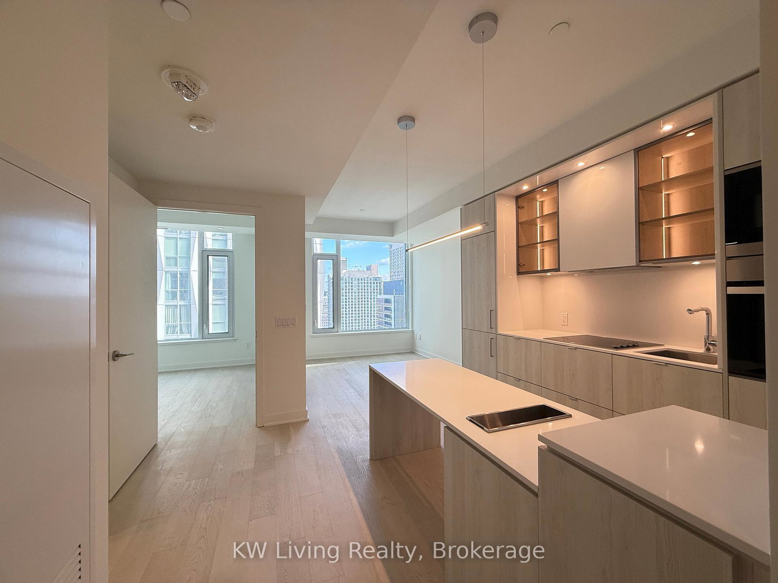 11-yorkville-avenue-toronto-ontario-c12215857