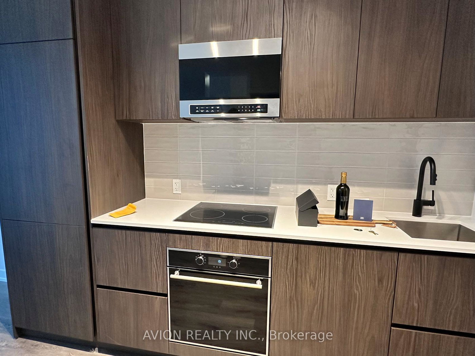 127-broadway-avenue-toronto-ontario-c12216529