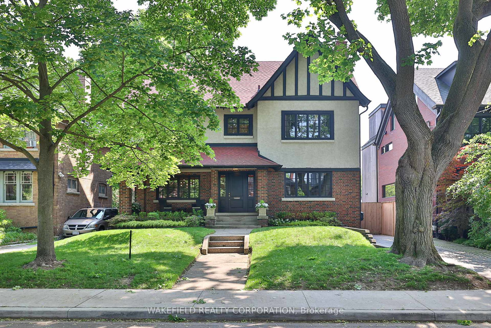 11-conrad-avenue-toronto-ontario-c12216612