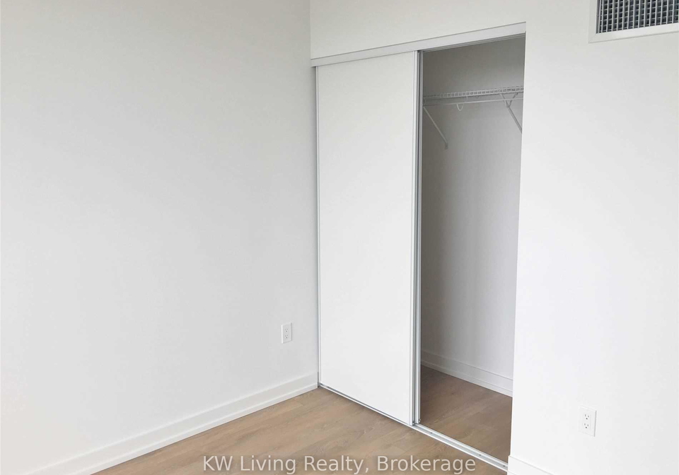 117-mcmahon-drive-north-york-ontario-c12216642