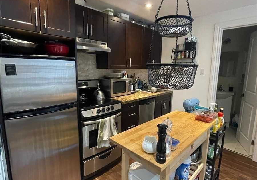 141-admiral-road-toronto-ontario-c12216870