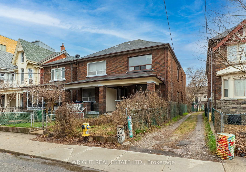 39-nassau-street-toronto-ontario-c12216906