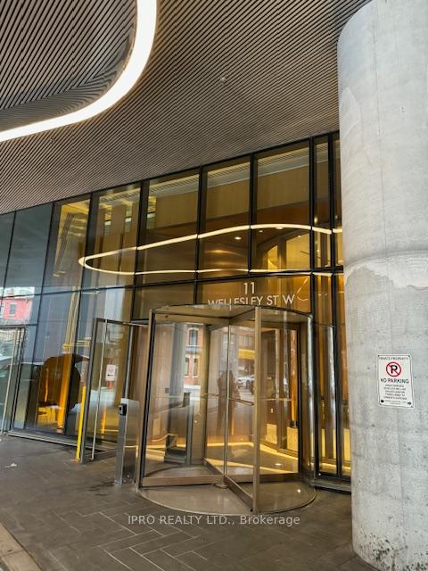 11-wellesley-street-w-toronto-ontario-c12217252