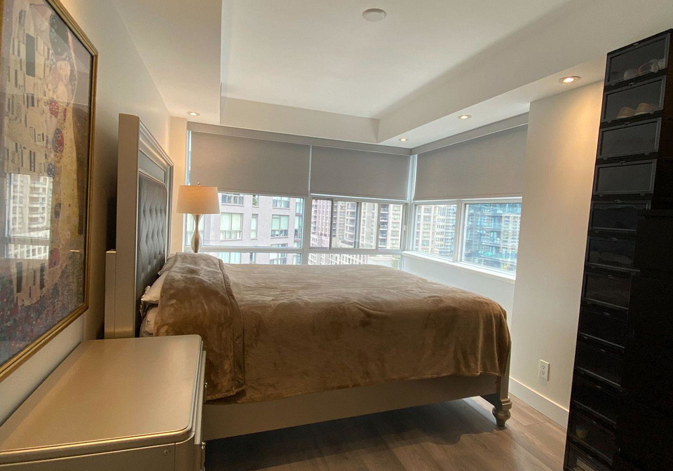 11-st-joseph-street-toronto-ontario-c12217437