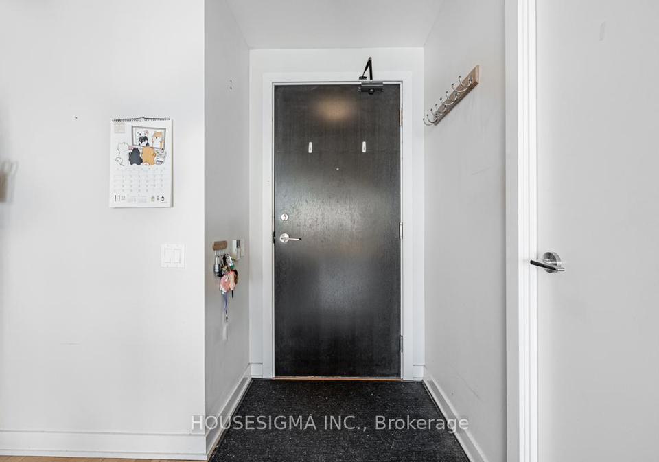33-charles-street-e-toronto-ontario-c12217479