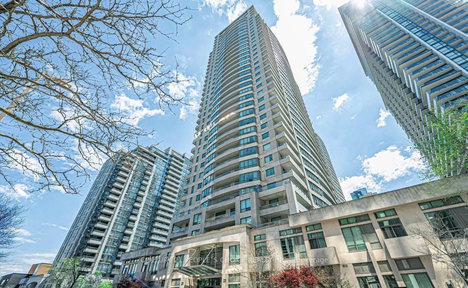23-hollywood-avenue-north-york-ontario-c12217757