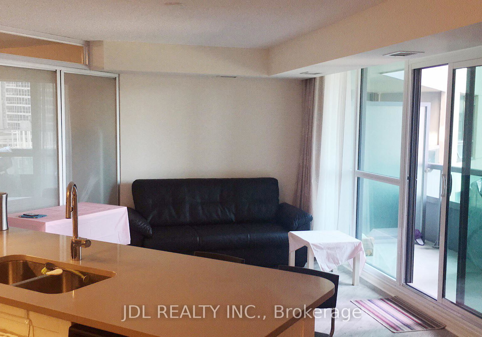 25-lower-simcoe-street-toronto-ontario-c12217816
