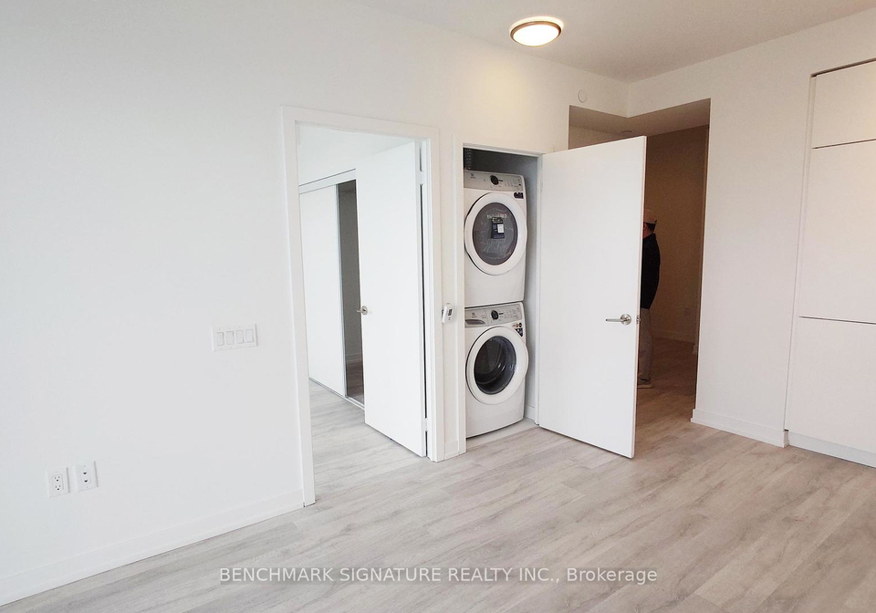 7-golden-lion-heights-north-york-ontario-c12217927