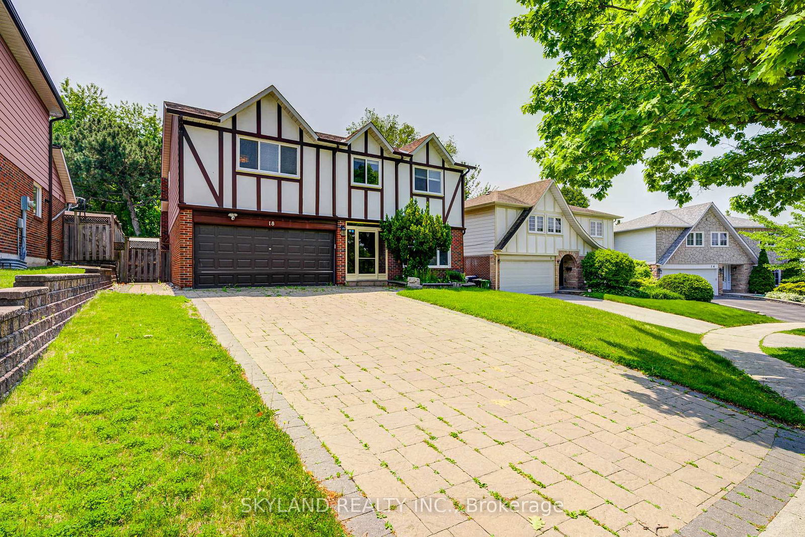 18-tumbleweed-road-north-york-ontario-c12217985