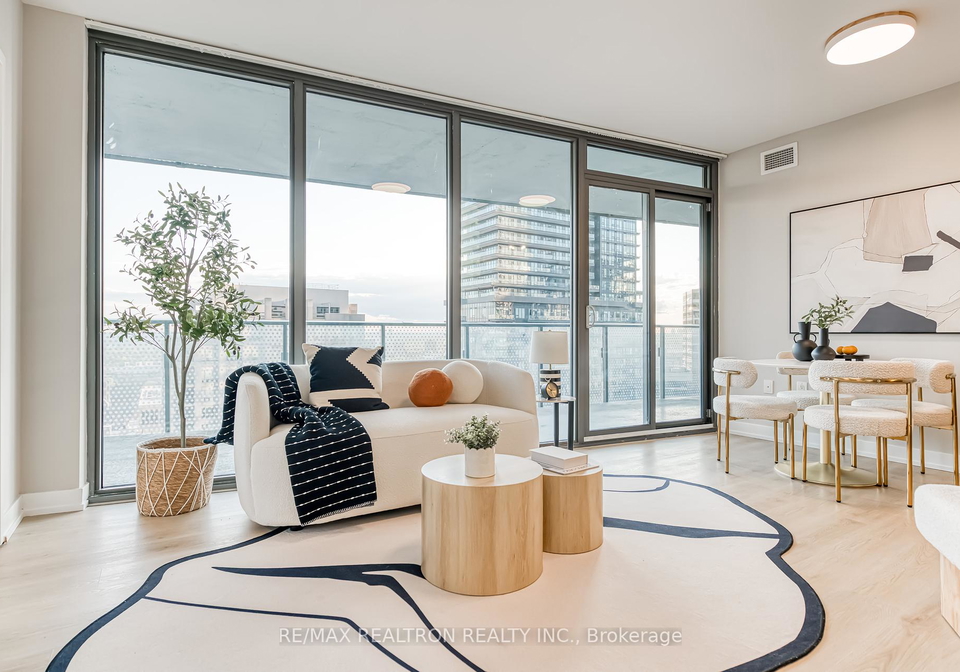 11-wellesley-street-w-toronto-ontario-c12218566