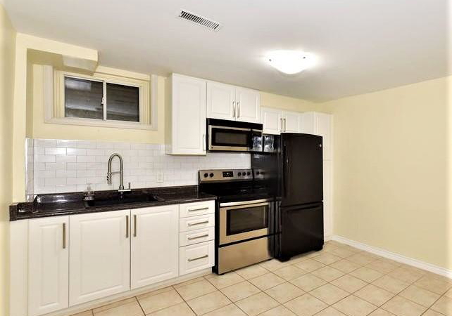 48-clifton-avenue-toronto-ontario-c12218619