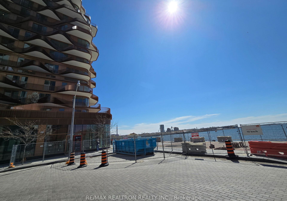 155-merchants-wharf-toronto-ontario-c12218815