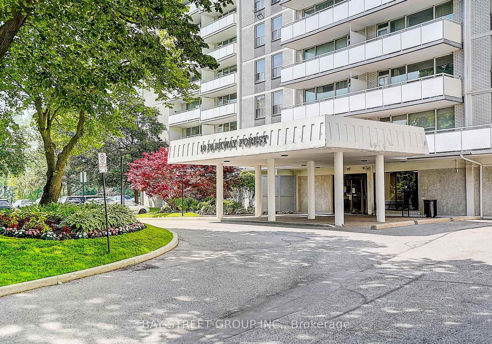 10-parkway-forest-drive-north-york-ontario-c12219016