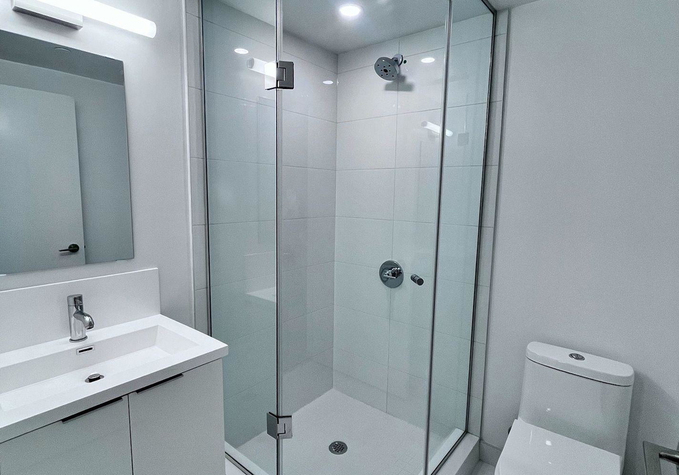 230-simcoe-2nd-bedroom-street-toronto-ontario-c12219191