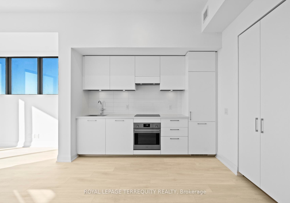 33-frederick-todd-way-east-york-ontario-c12219247