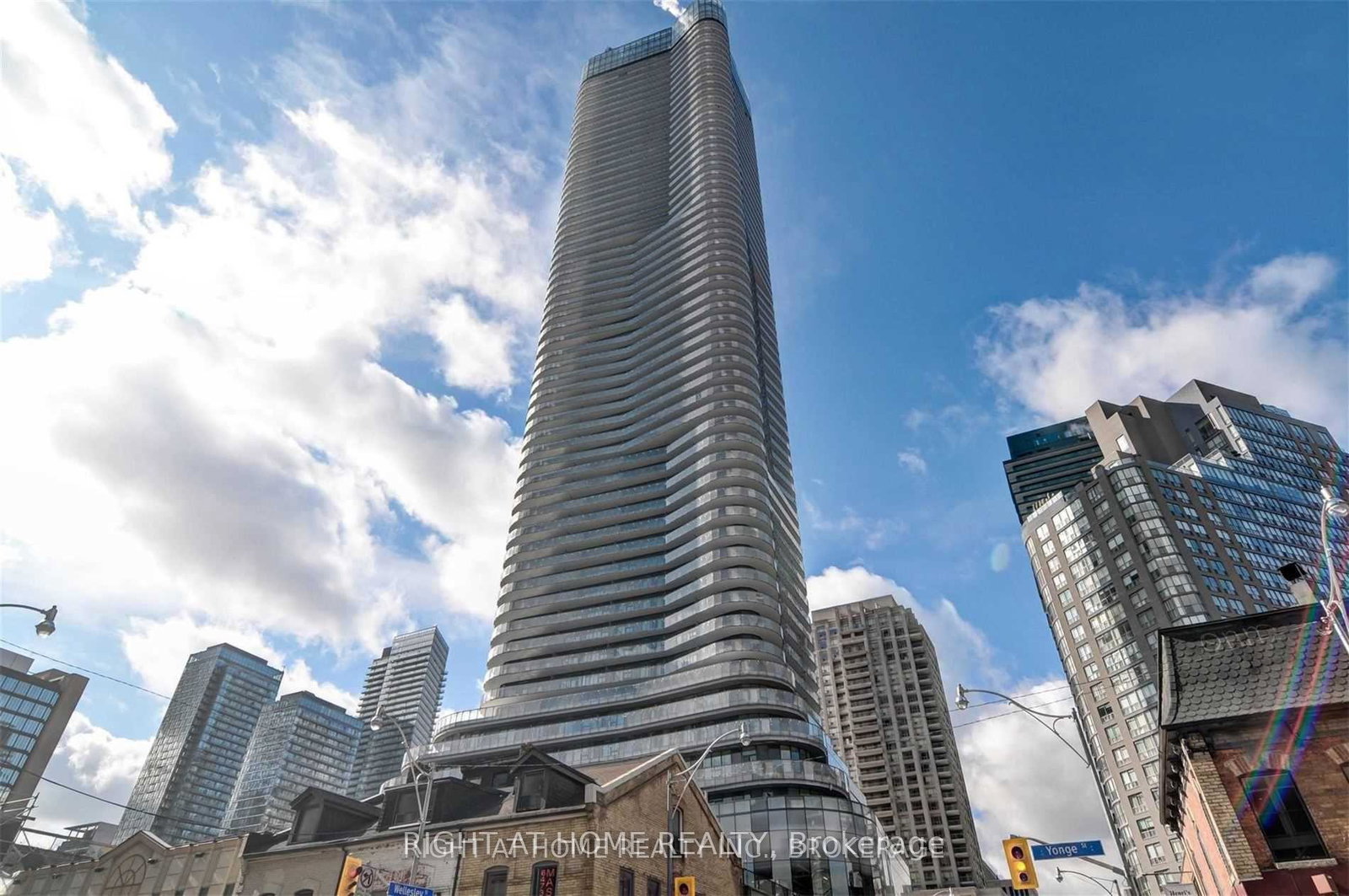 11-wellesley-street-w-toronto-ontario-c12220139
