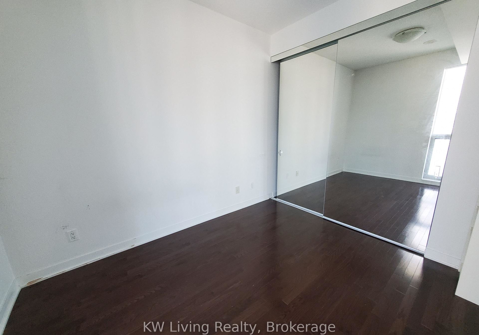 770-bay-street-toronto-ontario-c12220257