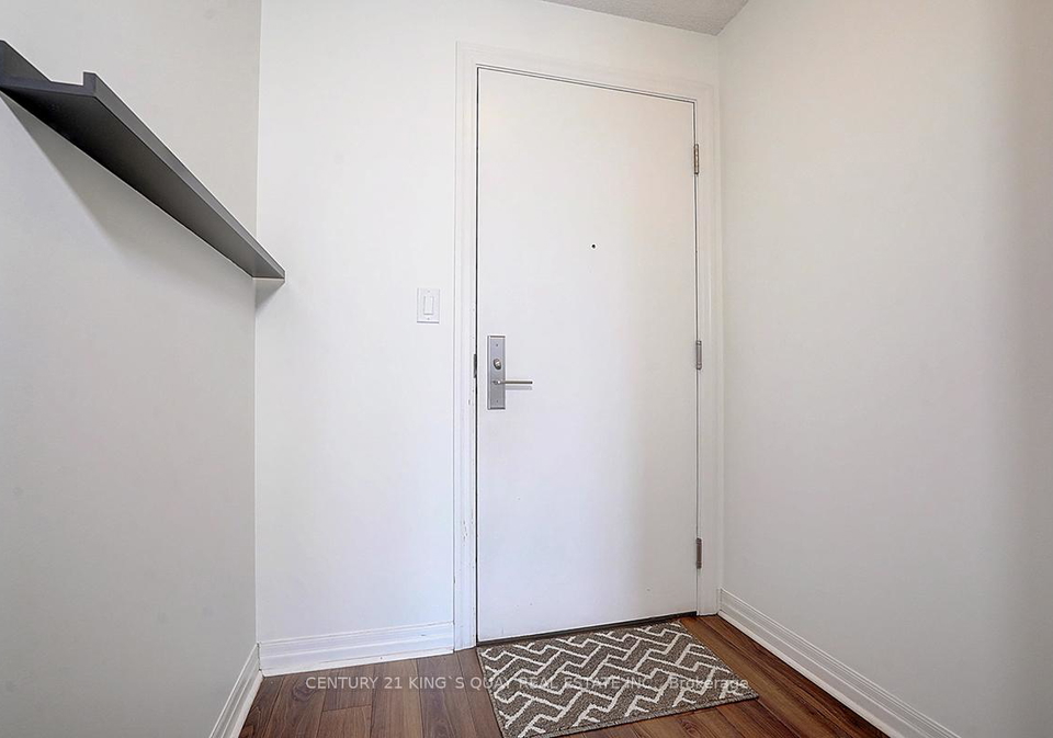 2015-sheppard-avenue-e-north-york-ontario-c12220273