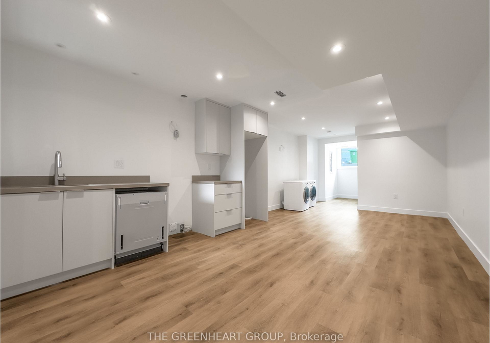 89-montrose-avenue-toronto-ontario-c12220711