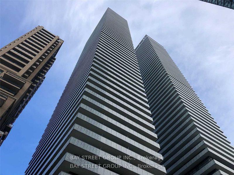 50-charles-street-e-toronto-ontario-c12220787